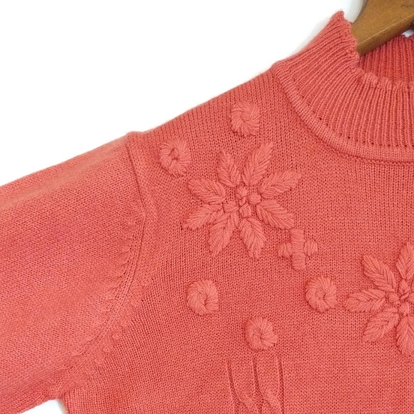 Vintage 90's Grandma Embroidered Cottagecore Turtle Neck Sweater Size M - Picture 3 of 10